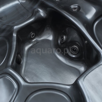 Wanna z hydromasażem LuxSpa Livsia